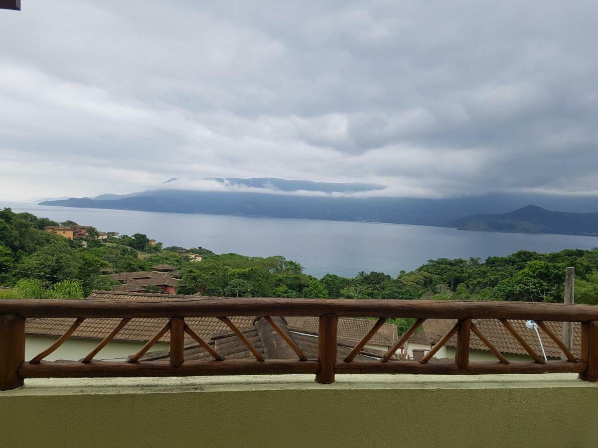 Bangalo Com Vista Para O Mar No Condominio Yacamim Ilhabela Praia Do Curral Экстерьер фото